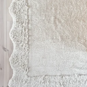 Yazz Matta, 200x300 cm, Offwhite
