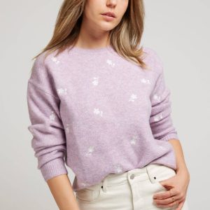 YVETTE - Mjuk broderad blommig tröja med rund hals: LILA