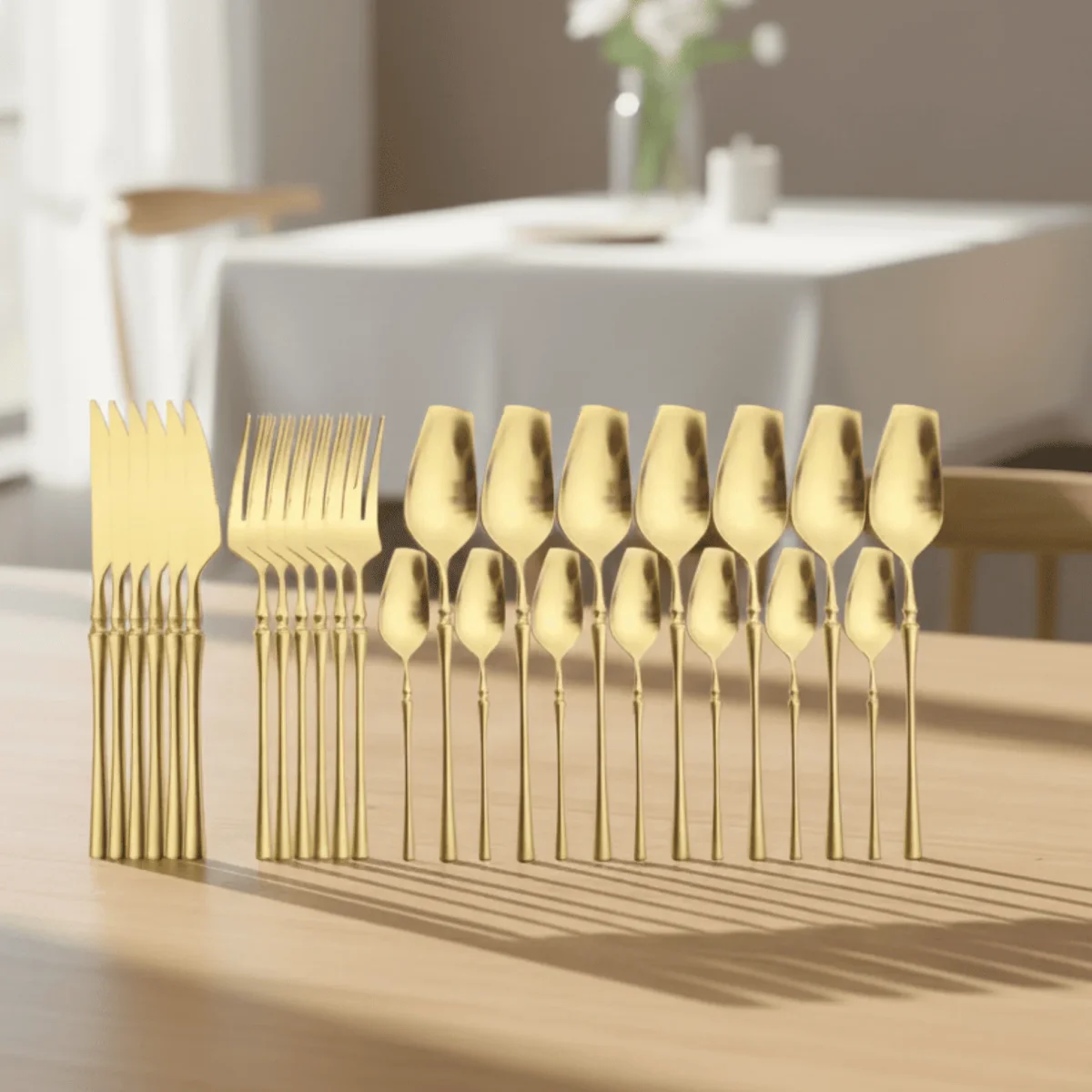 Bestickset i guld/silver – 4/24 delar i rostfritt stål – Lyxig design – Perfekt som present – Kniv, gaffel, sked & tesked - Bild 6
