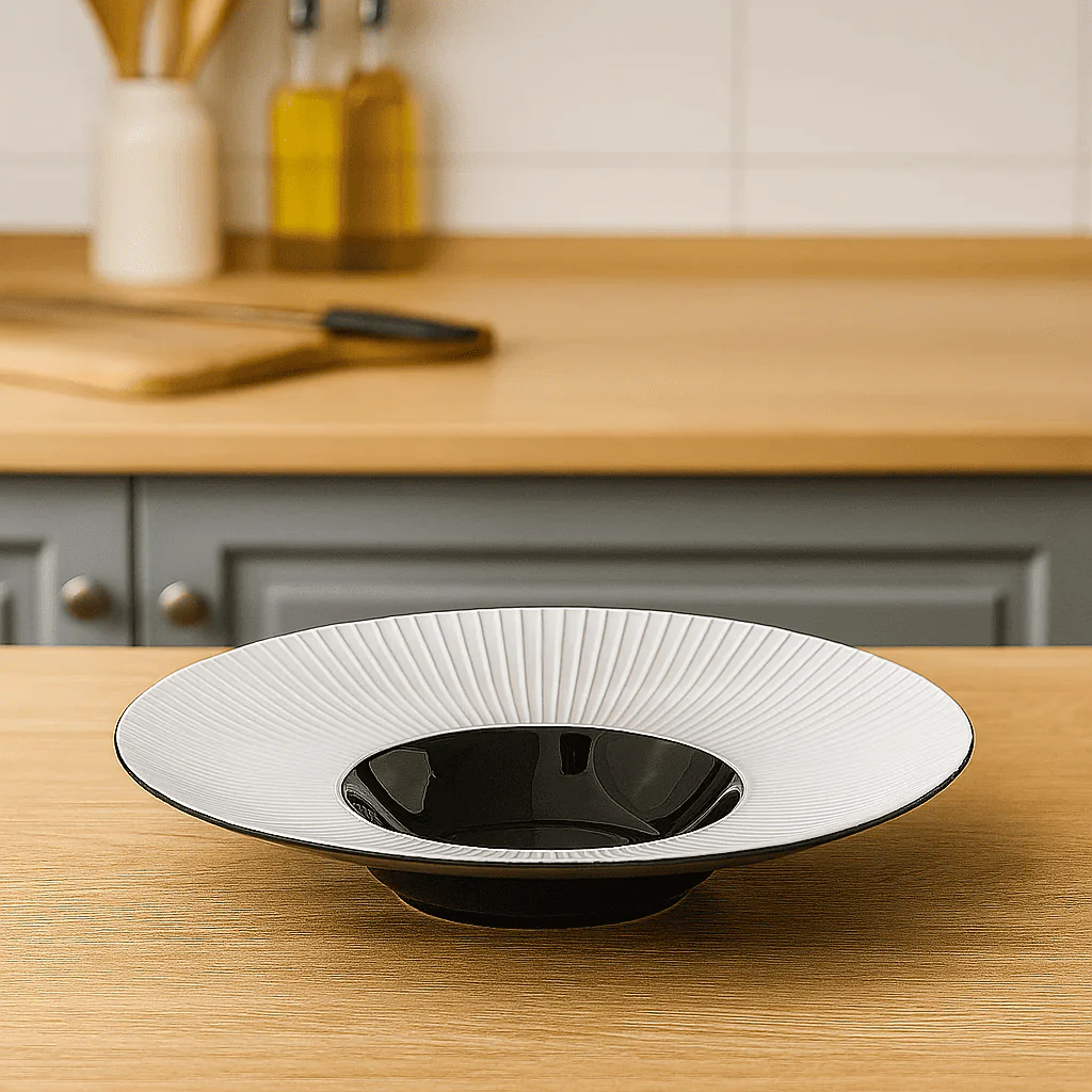 Stor djup tallrik i porslin 30 cm – Nordisk stil – Vit slät design – Sopptallrik / Pastatallrik / Servering - Bild 2